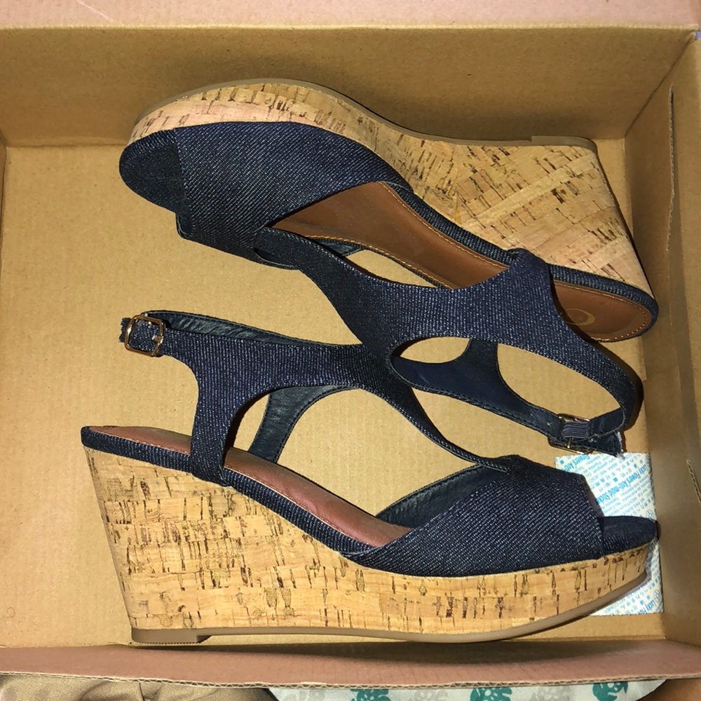 Jean typed wedges